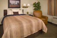 MainStay Suites Southfield-Detroit