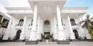 The GRAND PALACE Hotel - YOGYAKARTA