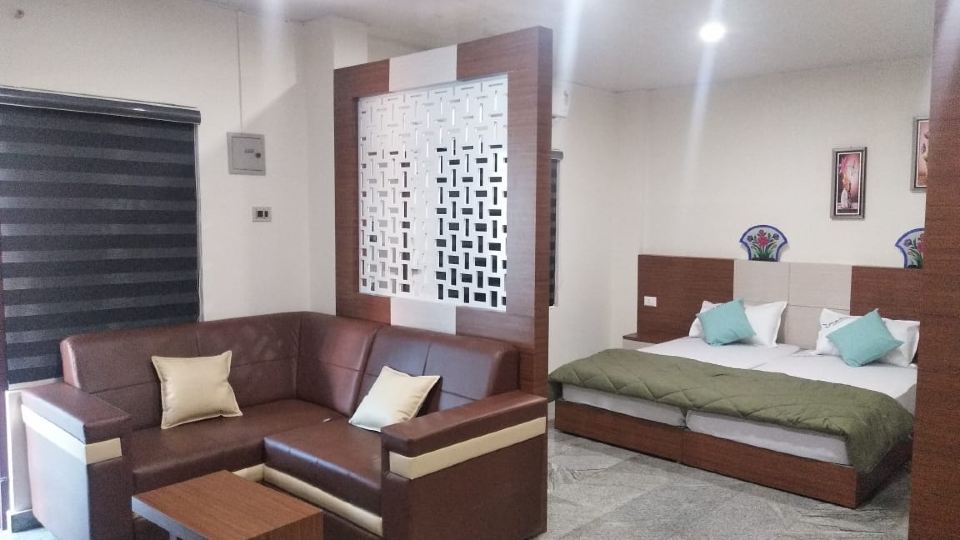 Pulikkal Tower & Residency