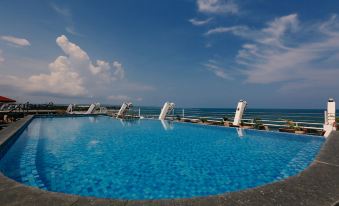 Kutabex Beachfront Hotel