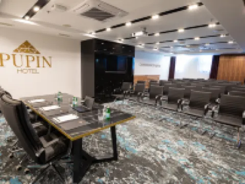 โรงแรม พูปิน โรงแรมในโนวิสาด