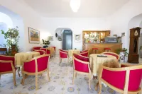 Hotel Candia
