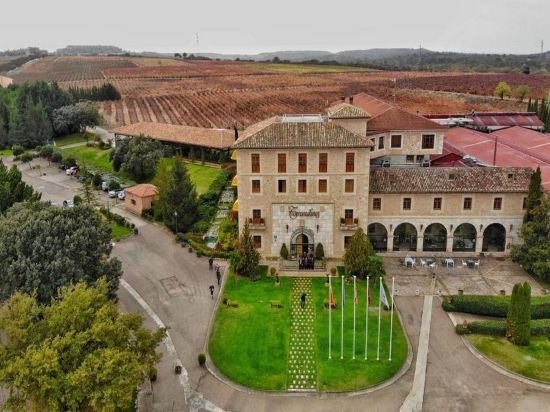 Hotel-Bodega Torremilanos | Ribera del Duero