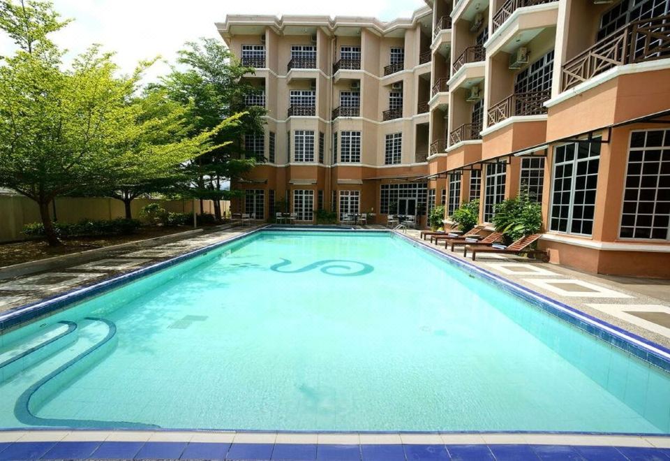 벨라 비스타 익스프레스 호텔의 깔끔한 객실 전경