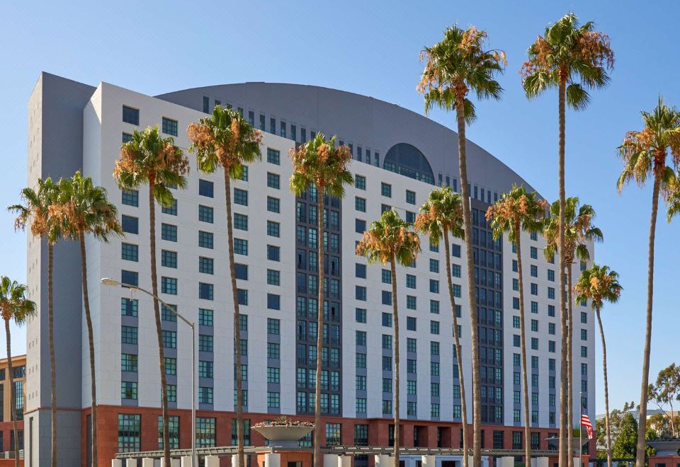 엠버시 스위트 스위트룸