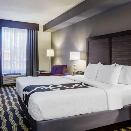 La Quinta Inn & Suites by Wyndham Lynchburg at Liberty Univ.