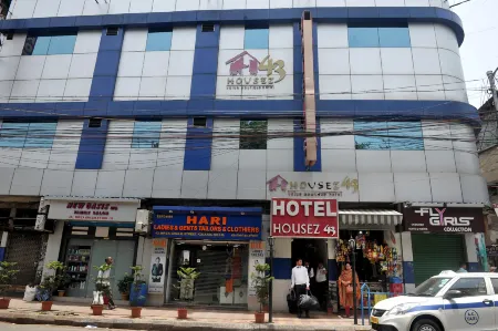 Hotel Housez43