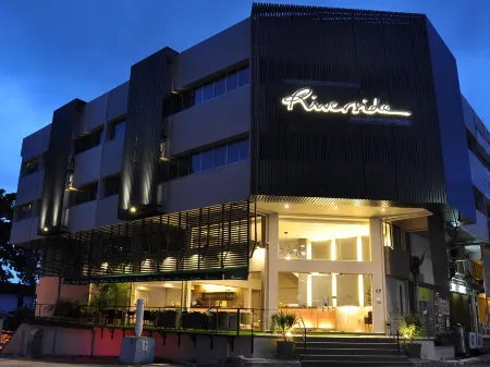 Riverside Boutique Hotel