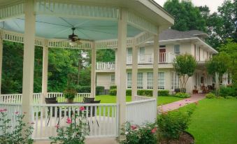 Delta Street Inn