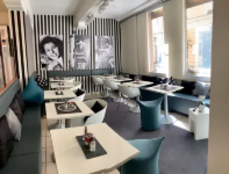 ホテル ファルケントゥルム