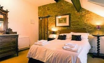 The Malt Shovel Inn - Housity