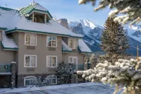 Pocaterra Inn and Waterslide - Scenic