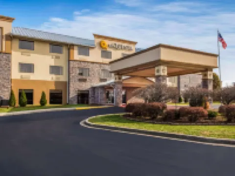La Quinta Inn & Suites by Wyndham Fairborn Wright-Patterson Hoteles en Fairborn