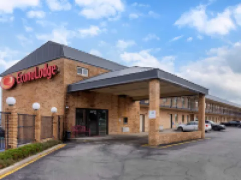 Econo Lodge Belton - Kansas City South Hotels in Raymore