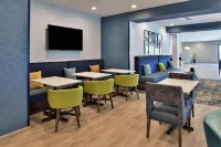 Hampton Inn by Hilton Cedar Falls Downtown - Pools