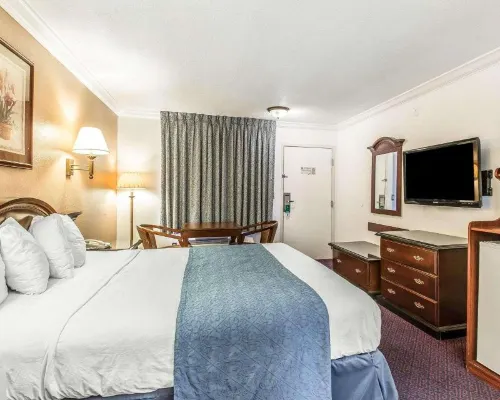 Quality Inn Hemet - San Jacinto - Pet friendly