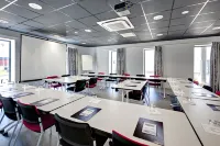 브릿 호텔 벤디 메르