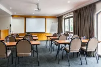 Island Club Hotel & Apartments Hotels in Century City