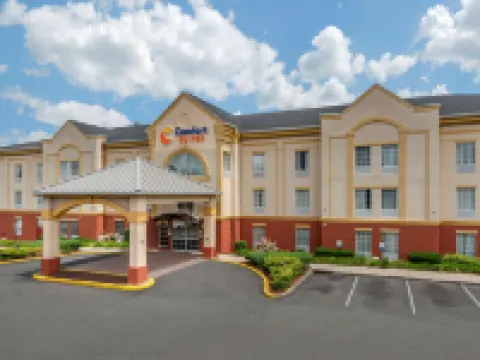 Comfort Suites Newark - Harrison Hotels in Newark