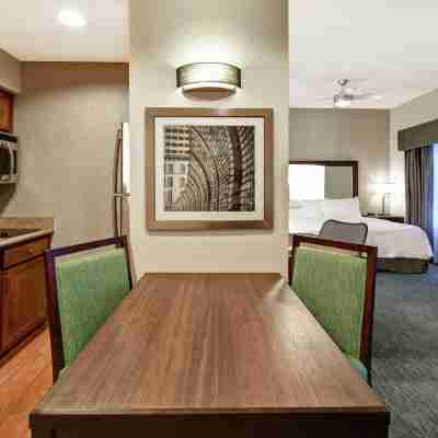 Homewood Suites by Hilton Cincinnati-Milford Rooms