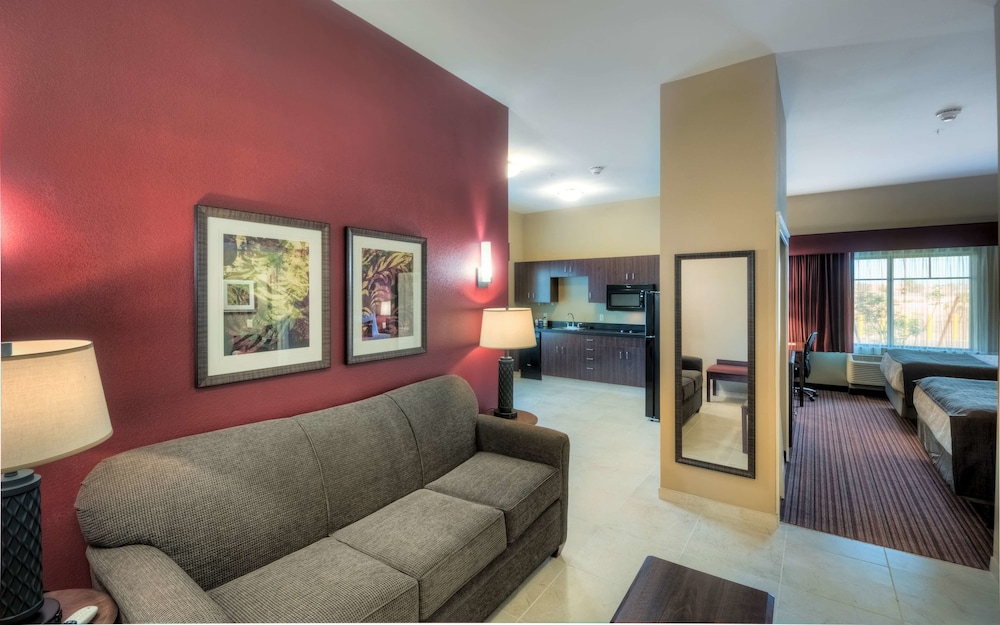 Best Western Plus Chandler Hotel & Suites