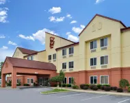 Red Roof Inn Clyde Hotel dekat Clyde, Ohio