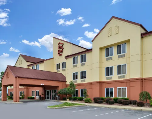 Red Roof Inn Clyde - Мотели