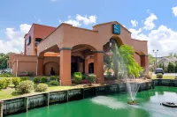 Quality Inn & Suites Jacksonville-Baymeadows Hotels in Jacksonville