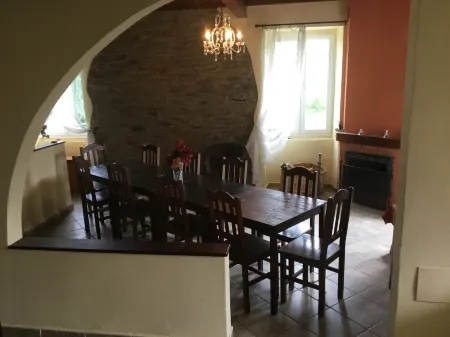 Indiana Colonial Style House Villa Auristela