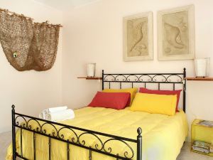 Adriana Casa Vacanze One Bedroom Apartment 5 People, wi fi, Parking, Near Sea