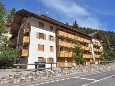 Monti Pallidi Отели рядом с достопримечательностью «Sellaronda»