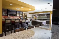 Hilton Garden Inn San Mateo - bar