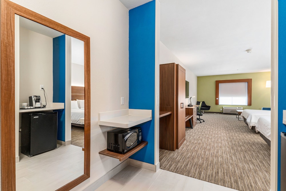 Holiday Inn Express Suites Van Buren-Ft Smith Area, an Ihg Hotel