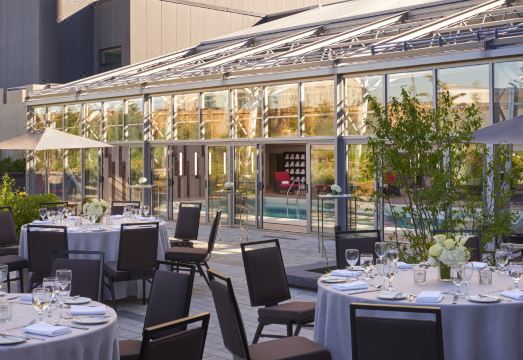 힐튼 토론토 에어포트 로비