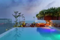 Hilton Copacabana Rio de Janeiro - Infinity Pools