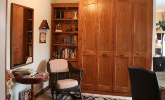 Sweetfern Inn - Housity