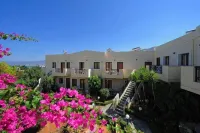 Maria Lambis Apartments - Mountain view