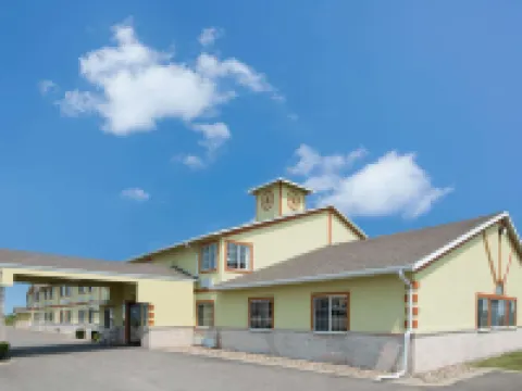 Days Inn by Wyndham Cameron Hotels in Cameron