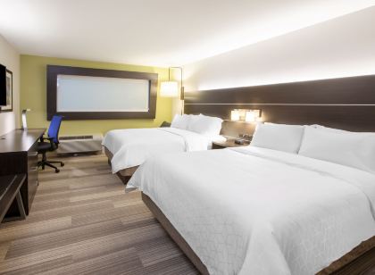 Holiday Inn Express & Suites Brunswick