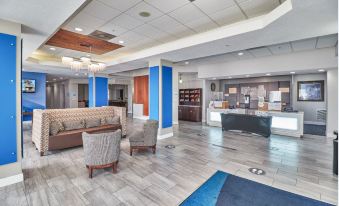 Holiday Inn Express & Suites Clearwater/US 19 N