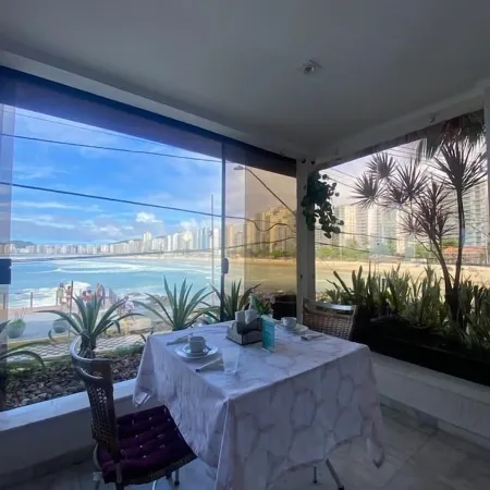 Grand Hotel Guarujá - A Sua Melhor Experiência Beira Mar na Praia!