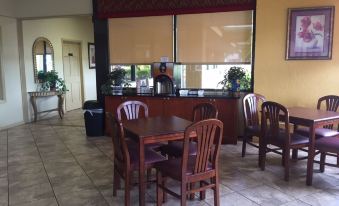 Budget Inn Sanford International Airport