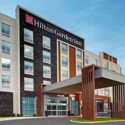 Hilton Garden Inn Manassas Hotel Exterior