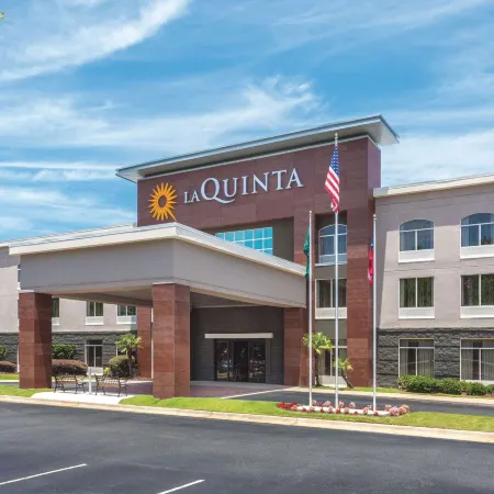 La Quinta Inn & Suites by Wyndham Columbus North Отели в г. Колумбус