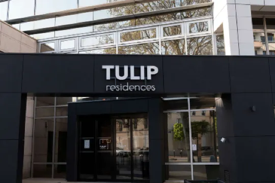 鬱金香住宅-儒安維爾·勒·彭特