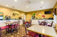 Quality Inn & Suites - breakfast
