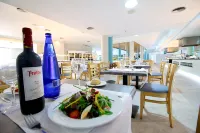 Advise Hotels Reina Hotels in Vera