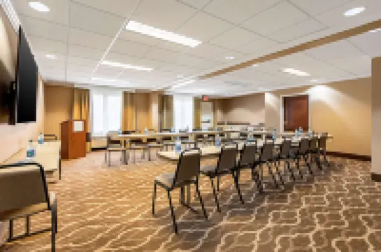 Comfort Inn & Suites Pine Bluff