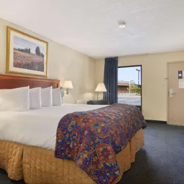 Baymont by Wyndham Macon I-75