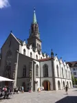 Casa Schilling: 2.5 Rooms with Balcony Near Hospital, University